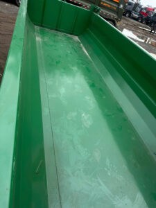 lòng thung ben U 4 chân 3 đố