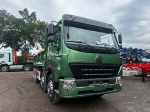 Xe ben 4 chân thùng U 3 đố