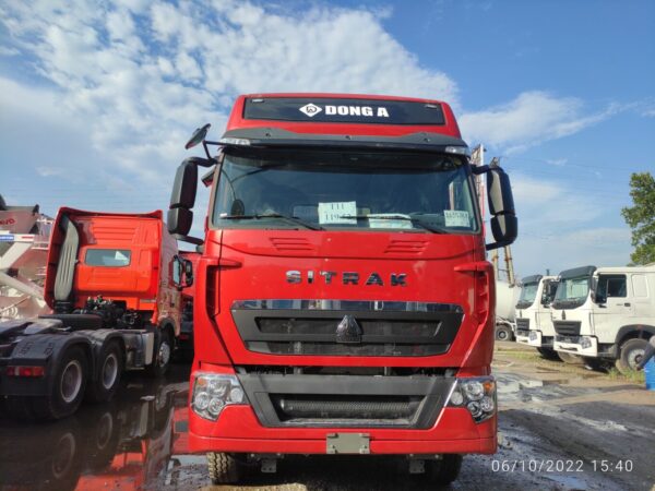Xe đầu kéo sitrak 440 cầu dầu